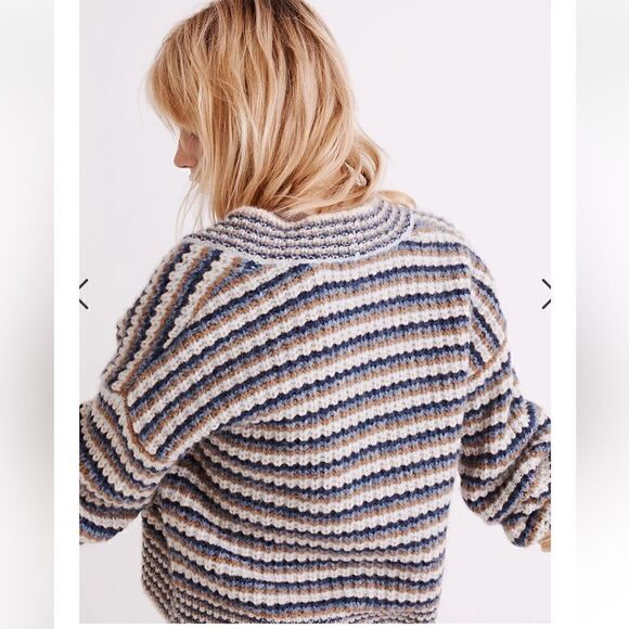 Madewell Waller Crop Cardigan Sweater in Stripe size XS - Picture 3 of 10